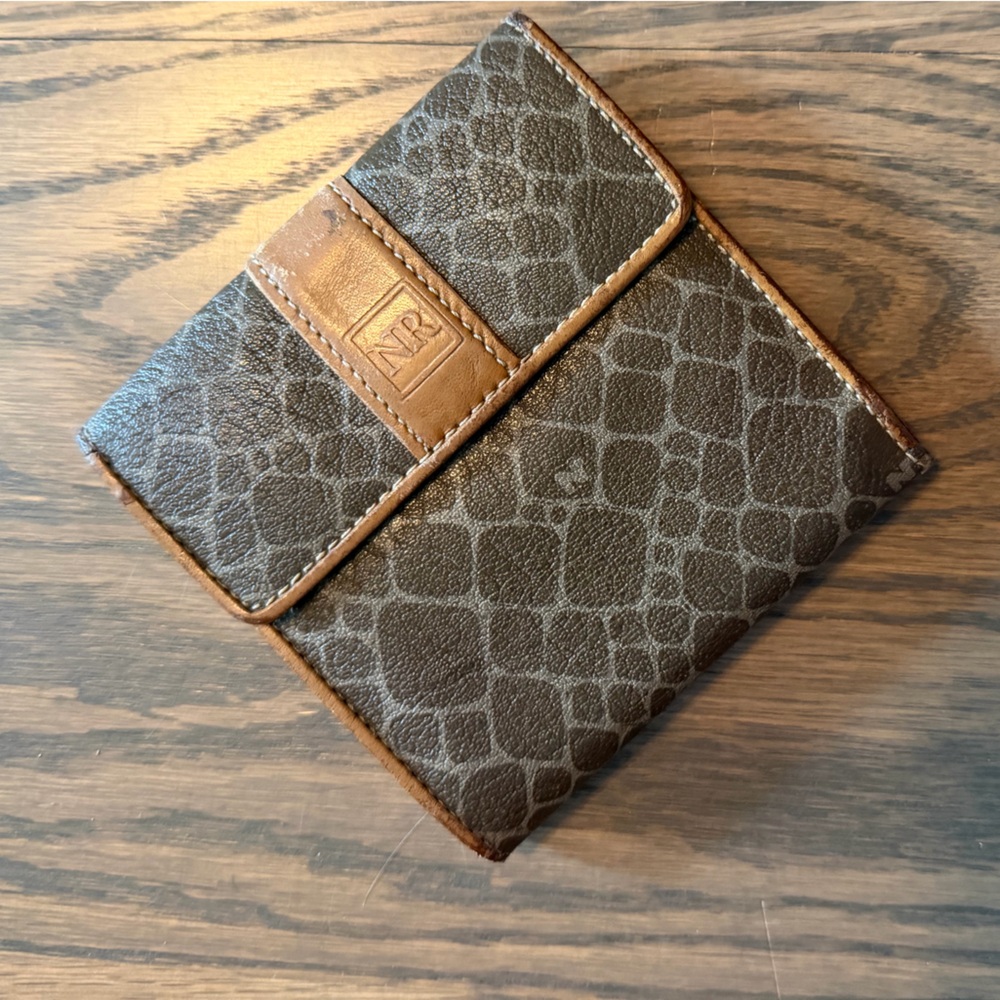 Nina Ricci Brown giraffe Patterned Bifold Wallet with Tan Trim